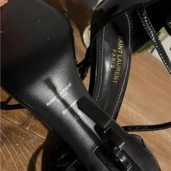 Yves Saint Laurent Black Heels for Elegant Occasions - Picture 7 of 10